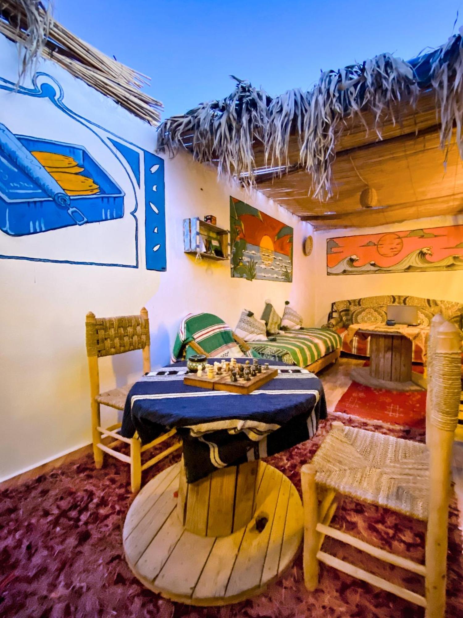 Hostel Bright Wave Surfhouse Tamraght Exterior foto