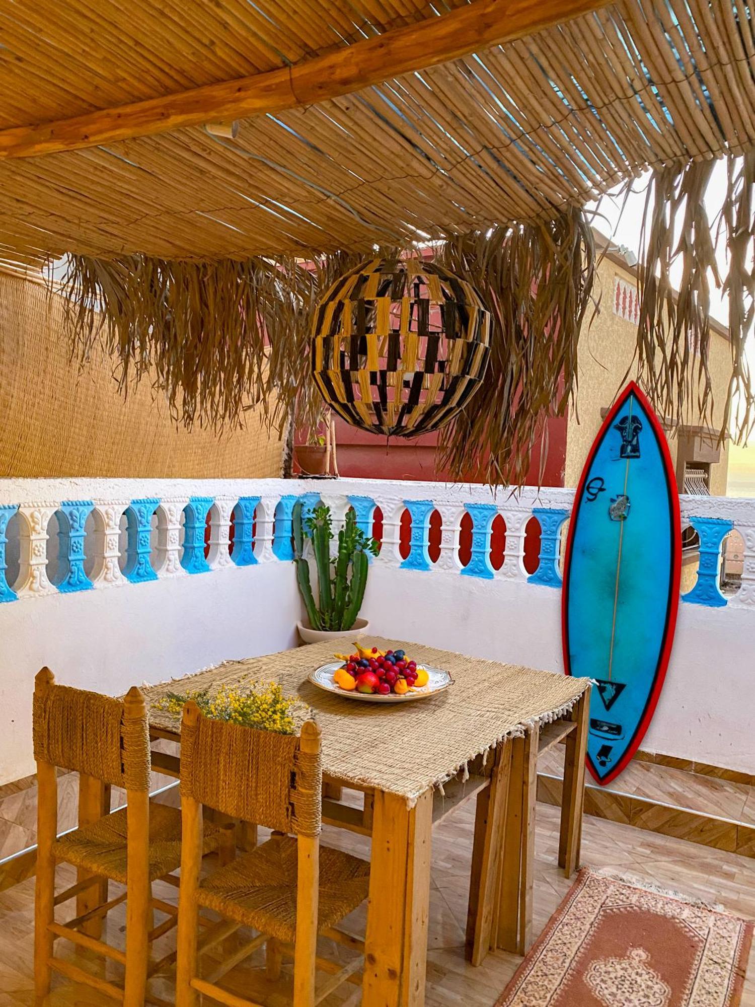 Hostel Bright Wave Surfhouse Tamraght Exterior foto
