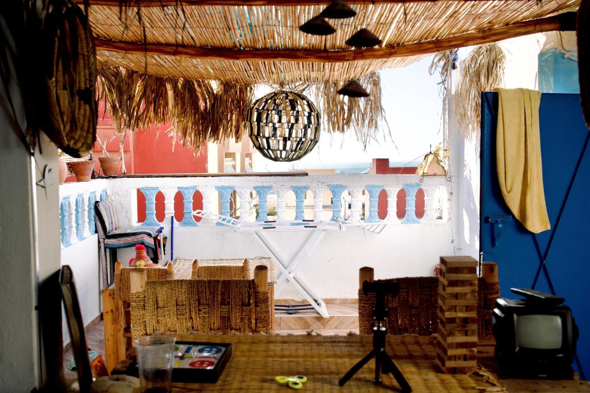 Hostel Bright Wave Surfhouse Tamraght Exterior foto